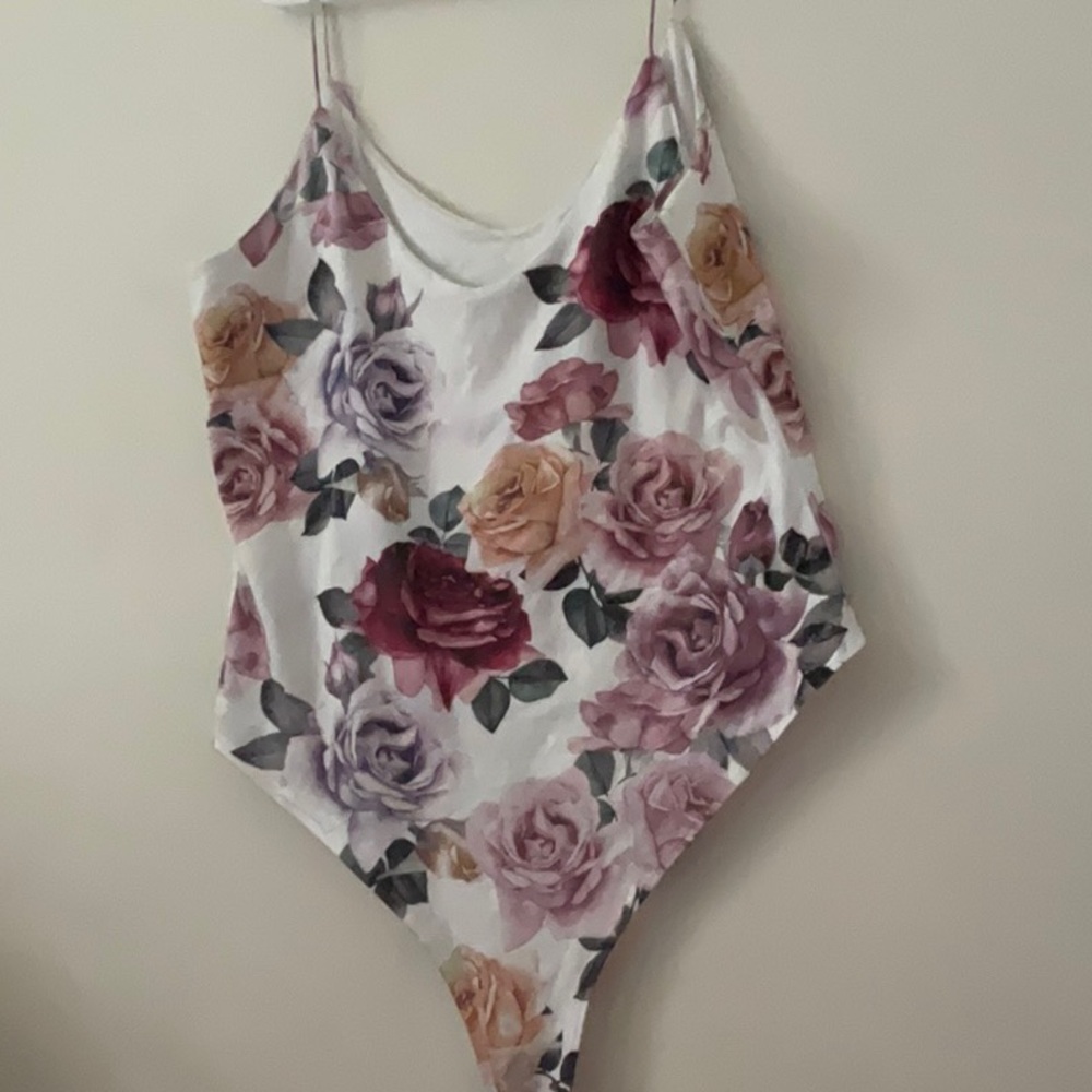 Live in the moment Floral body suit - super soft - Picture 2 of 4